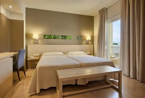 & Terraza 4 Sup 4* Ρόζες