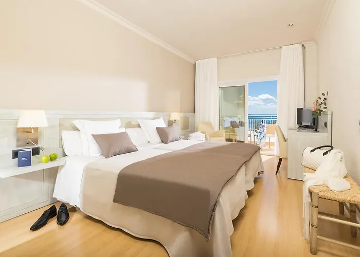 & Terraza 4 Sup Szálloda 4*